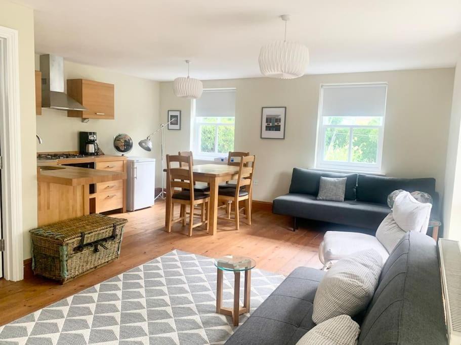 Ferienwohnung Delightful Ely House Bright And Warm With Cathedral View Exterior foto